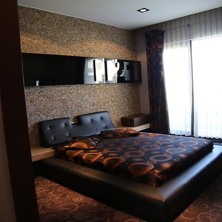 Omtel Otel Atakum Екстериор снимка