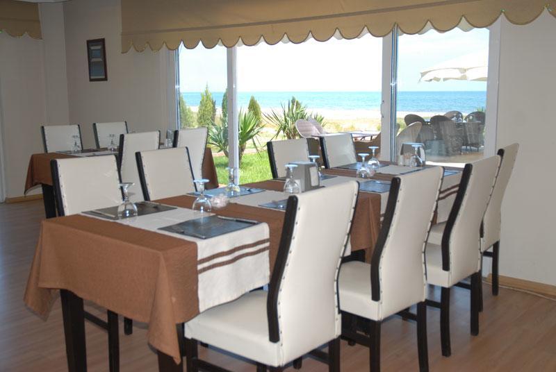 Omtel Otel Atakum Екстериор снимка